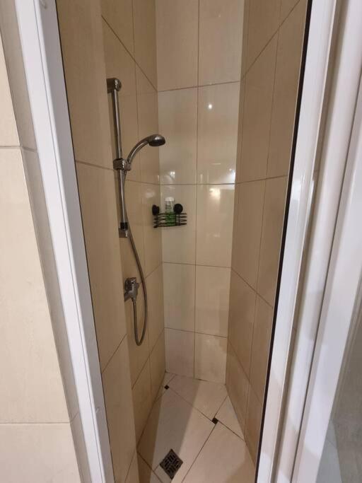 Fantastic Krk - Kr6 Room F Cracóvia Exterior foto